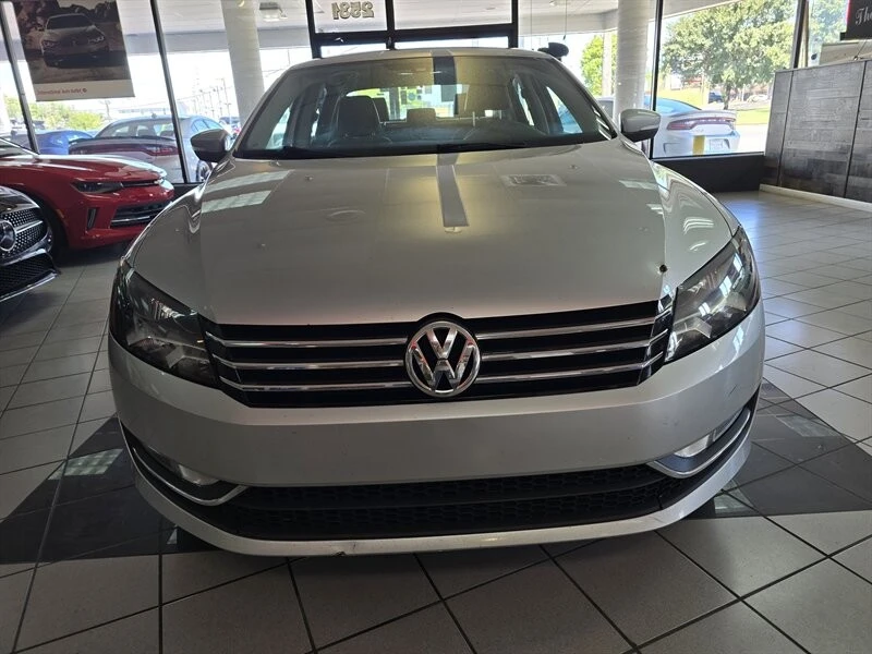 2015 Volkswagen Passat - Image 2 of 4