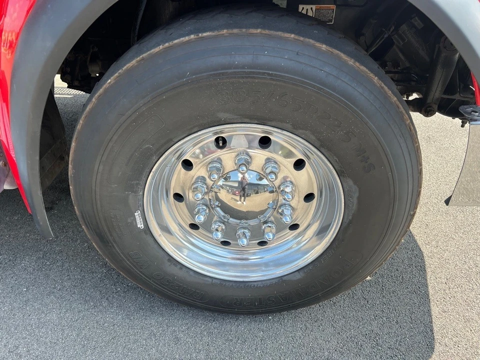2015 Peterbilt - Image 3 of 12
