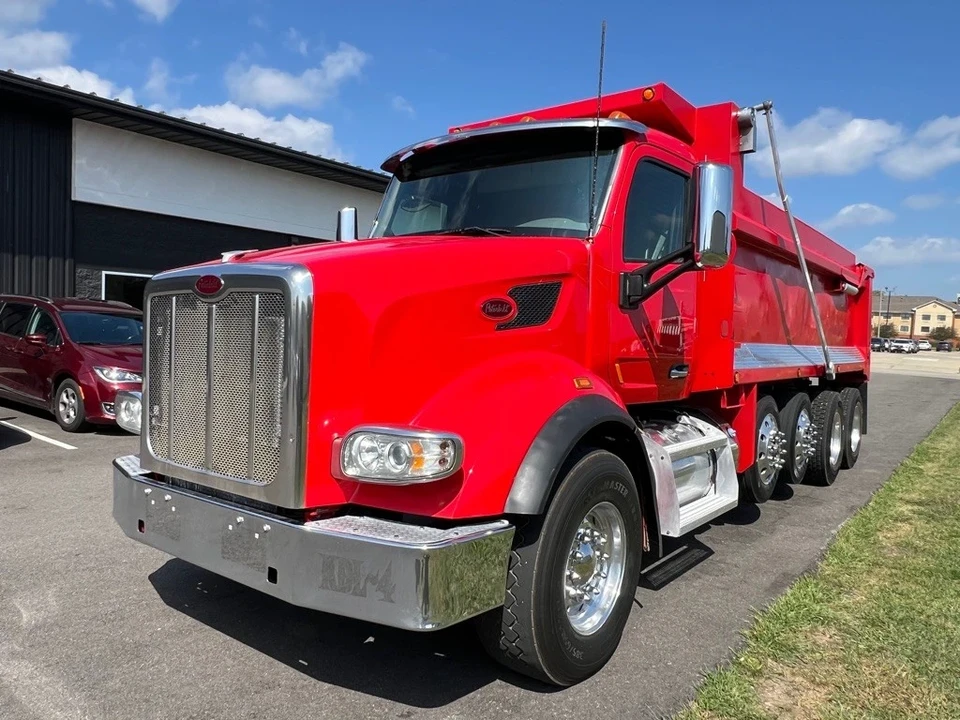 2015 Peterbilt - Image 15 of 21