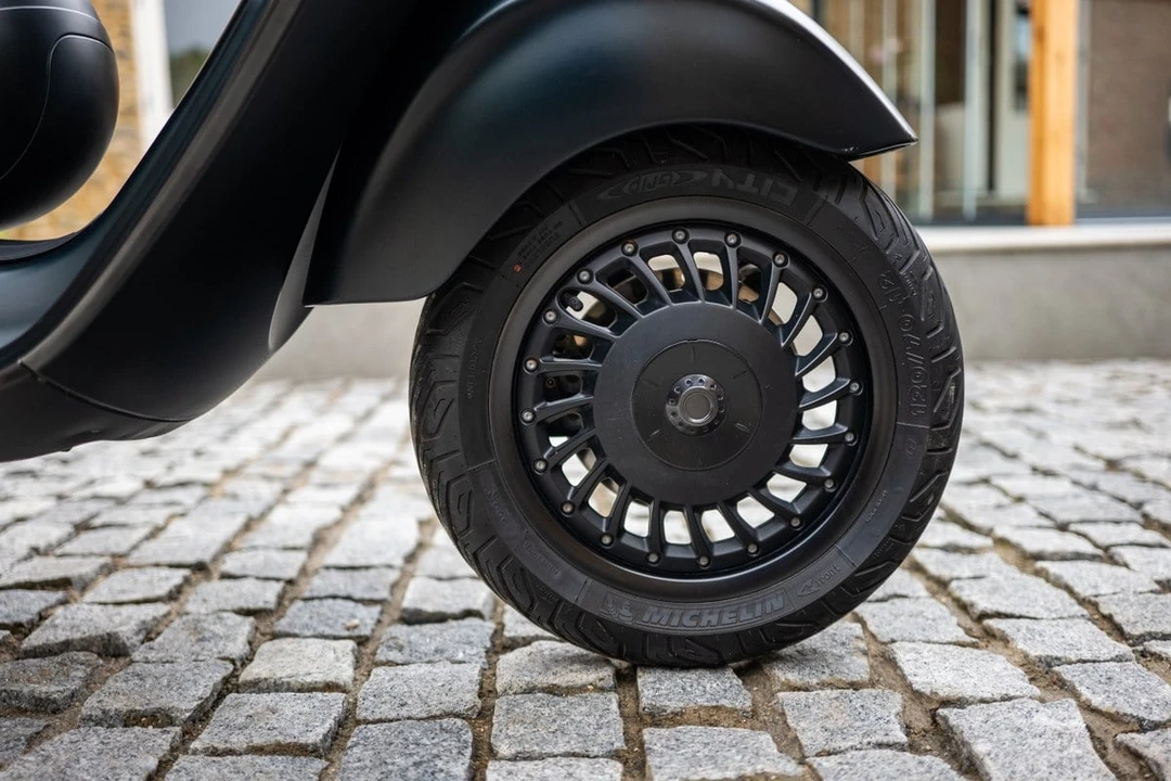 2015 Piaggio - Image 18 of 30