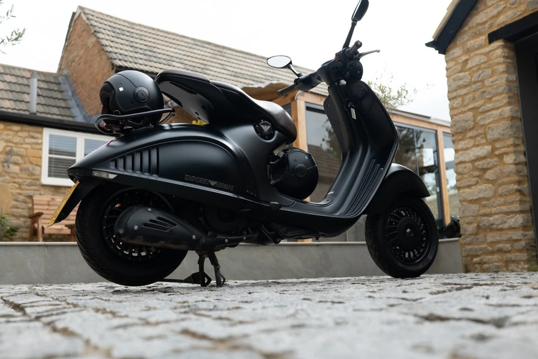 2015 Piaggio - Image 6 of 30