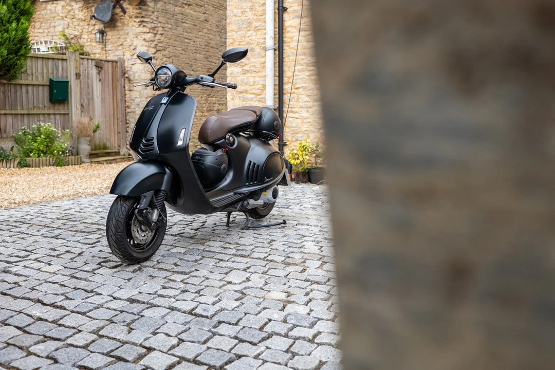 2015 Piaggio - Image 14 of 30