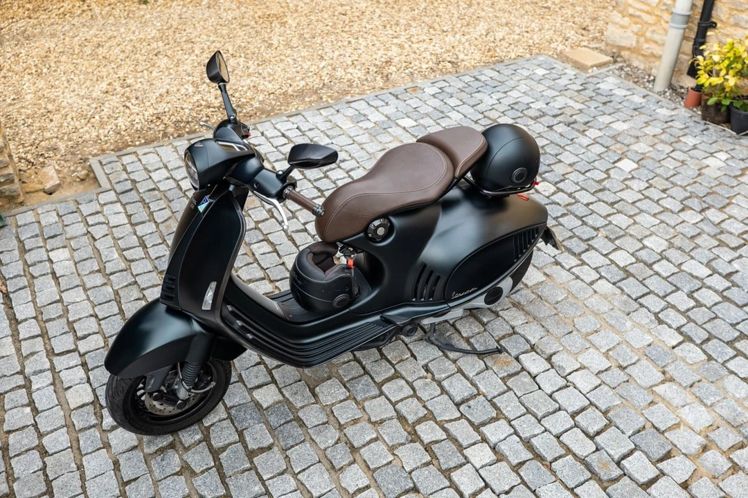 2015 Piaggio - Image 13 of 30