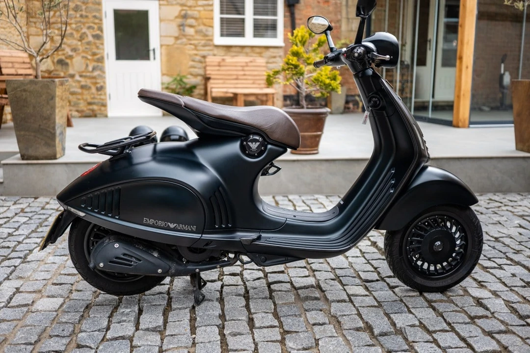 2015 Piaggio - Image 11 of 30