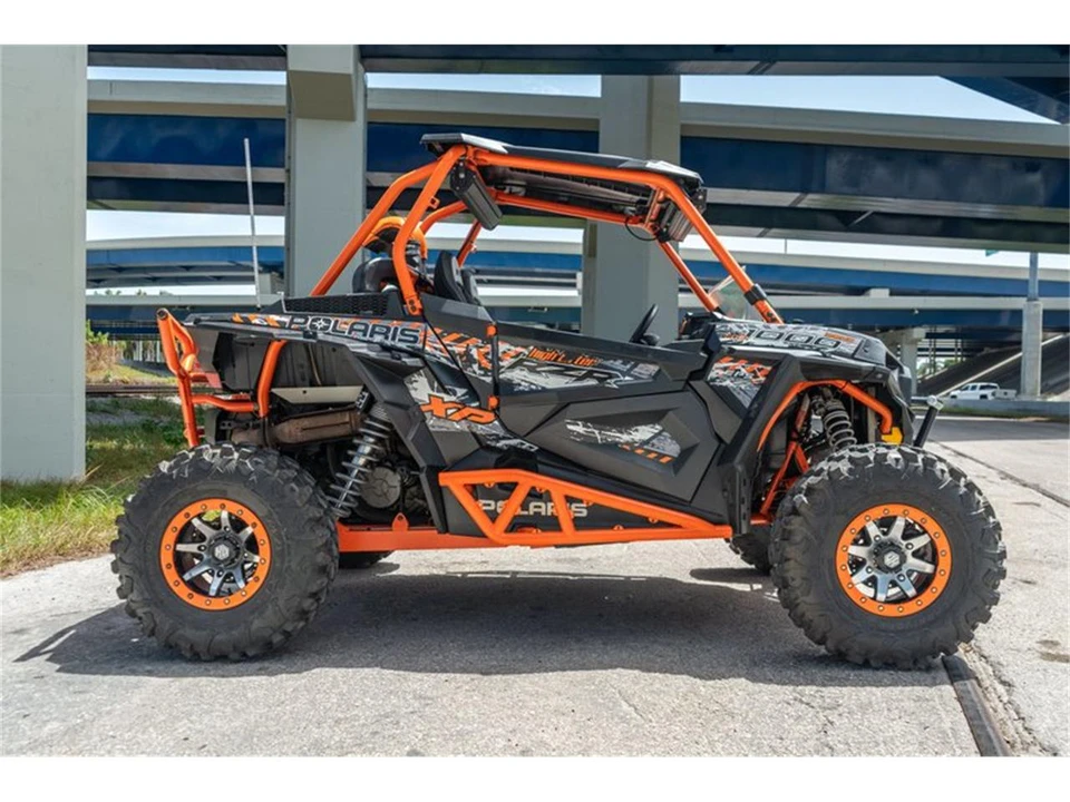 2015 Polaris Slingshot - Image 17 of 31