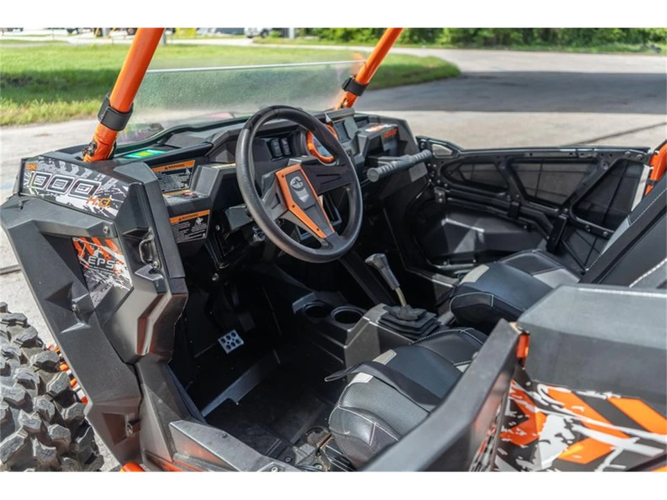 2015 Polaris Slingshot - Image 25 of 31