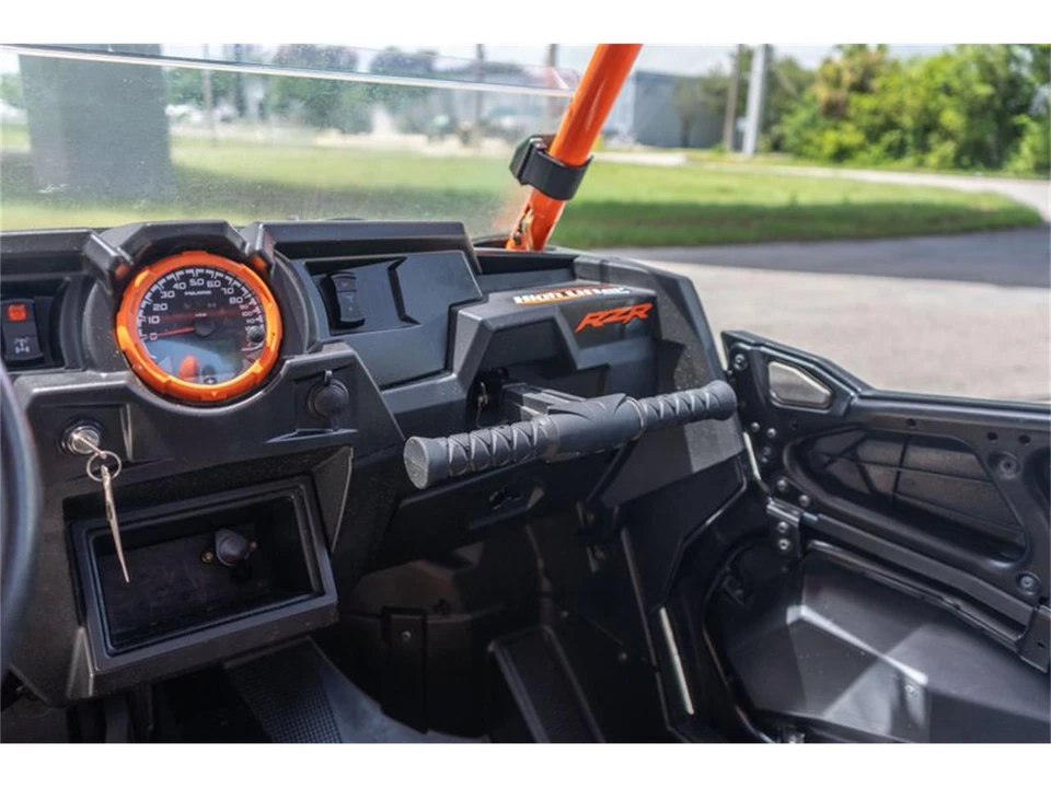 2015 Polaris Slingshot - Image 28 of 31