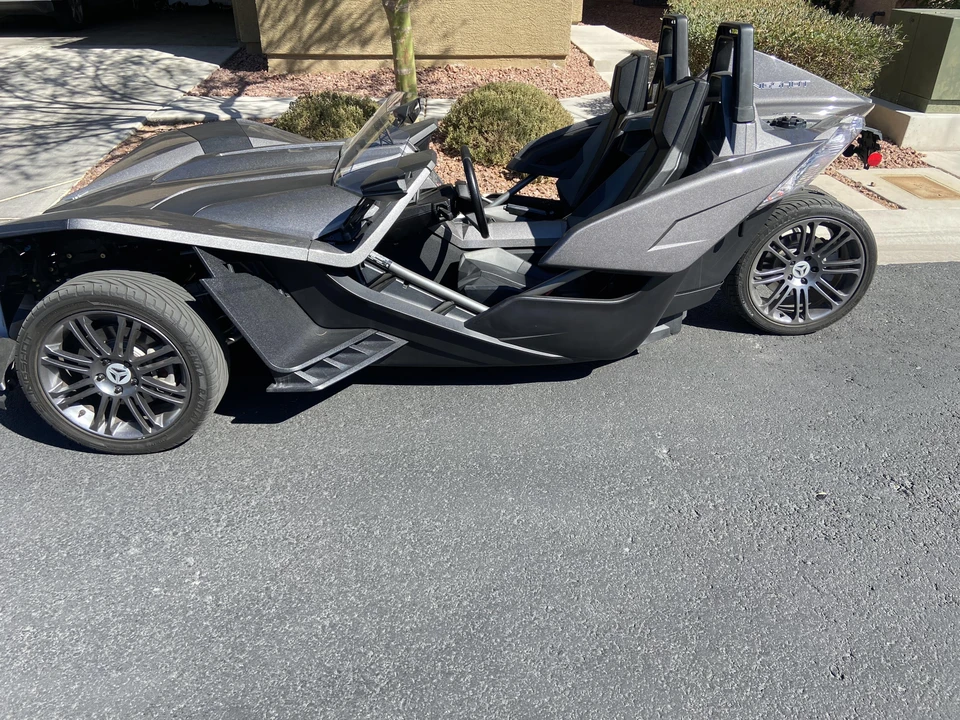 2015 Polaris Slingshot - Image 8 of 31