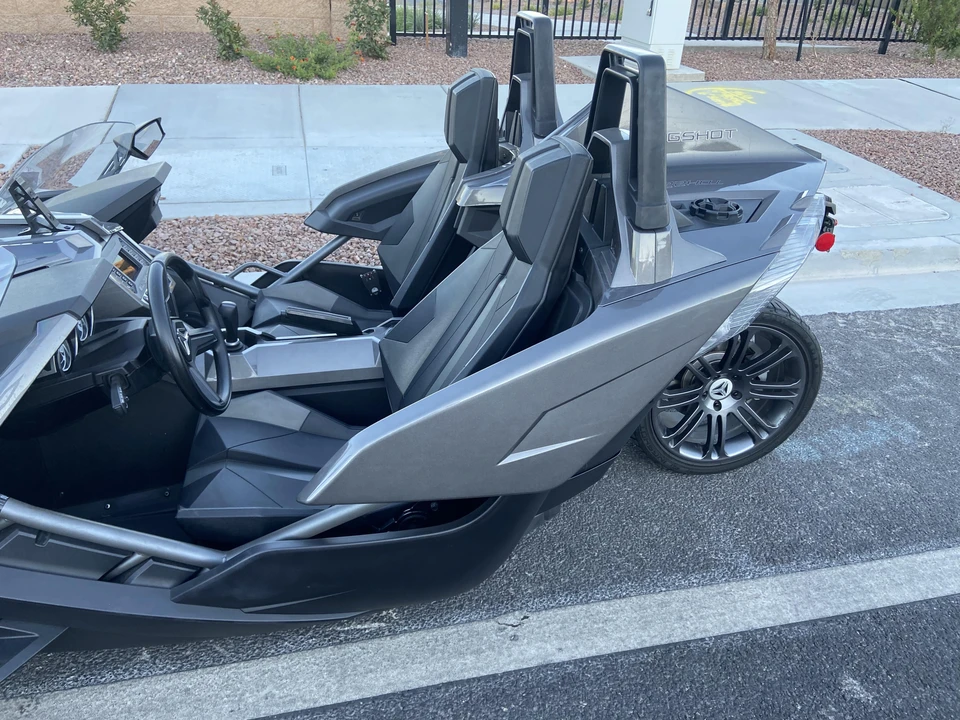 2015 Polaris Slingshot - Image 24 of 31