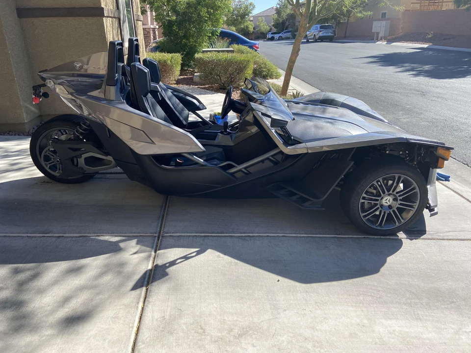 2015 Polaris Slingshot - Image 13 of 31