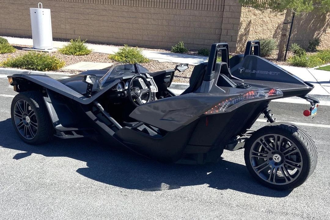 2015 Polaris Slingshot - Image 3 of 31