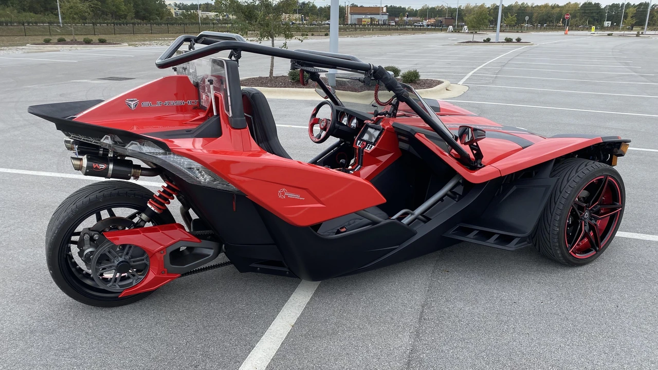 2015 Polaris Slingshot - Image 30 of 31