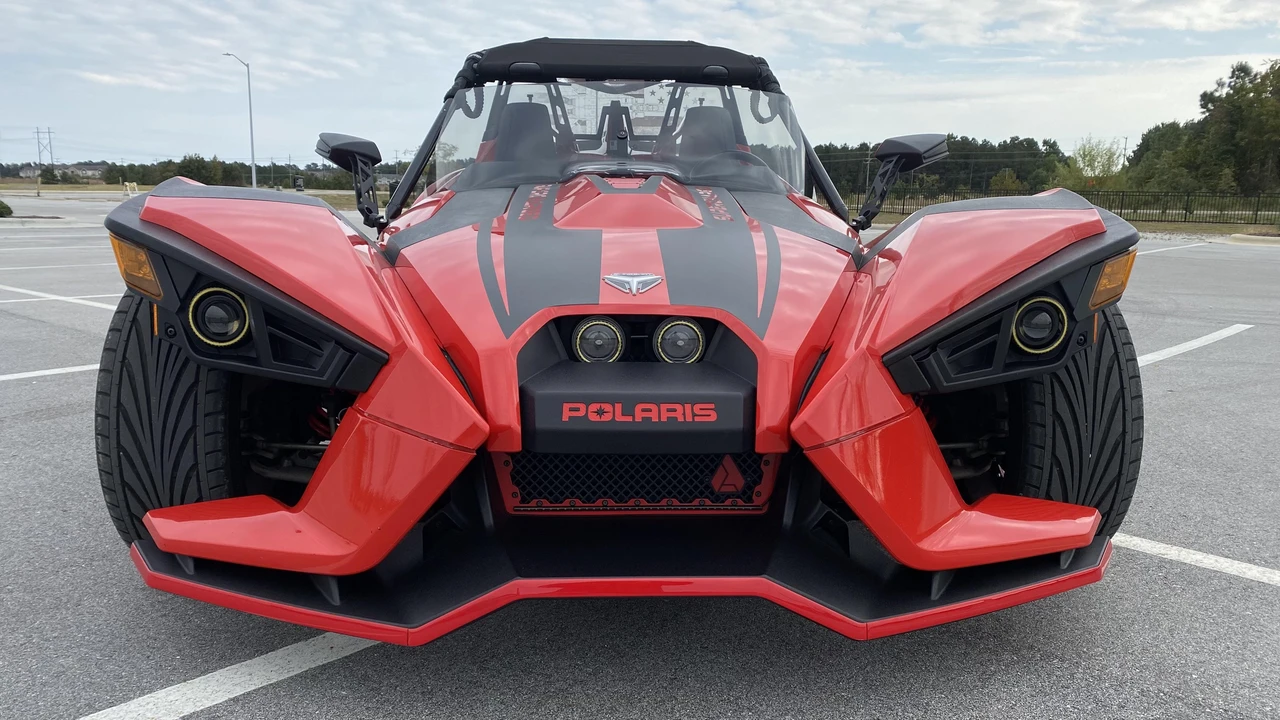 2015 Polaris Slingshot - Image 7 of 31