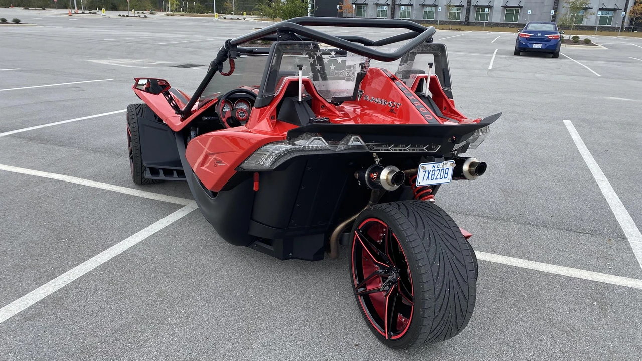 2015 Polaris Slingshot - Image 20 of 31