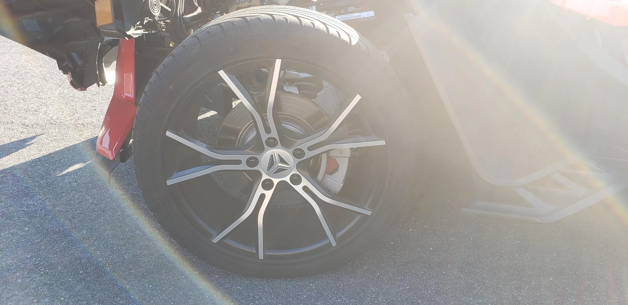 2015 Polaris Slingshot - Image 20 of 31