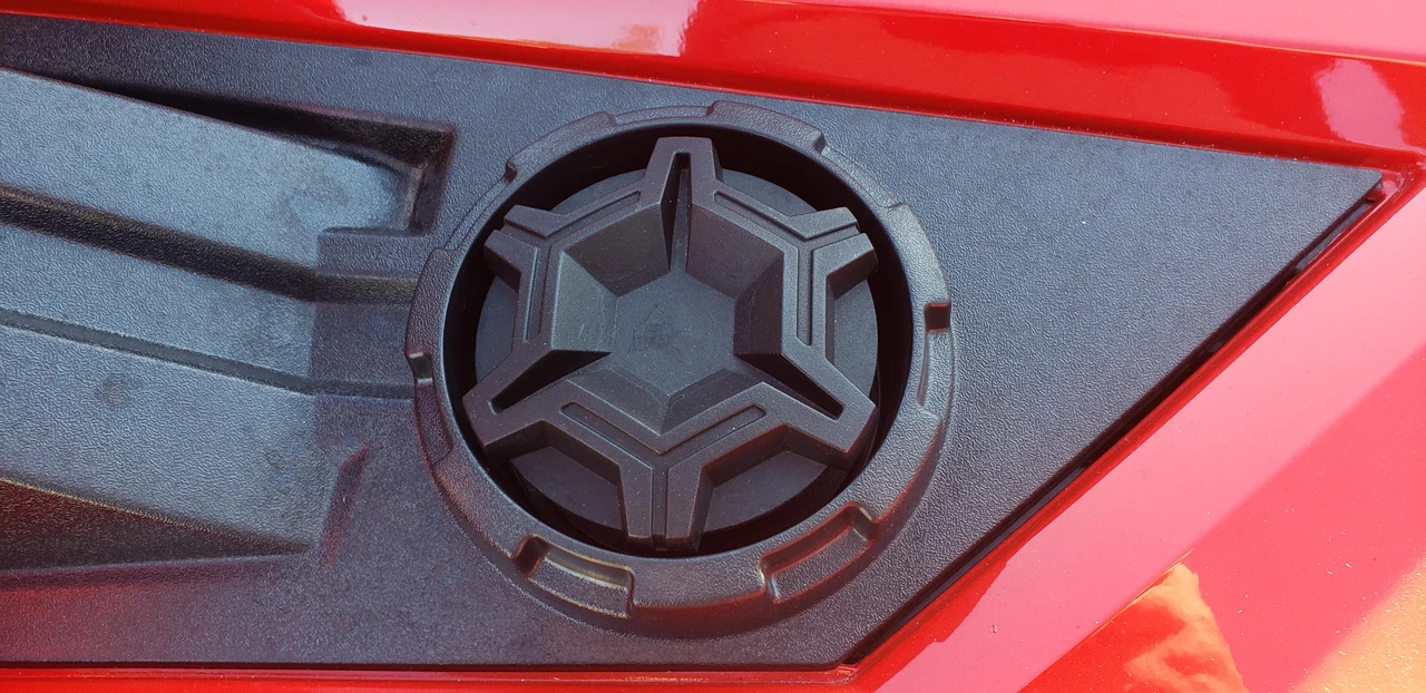 2015 Polaris Slingshot - Image 19 of 31