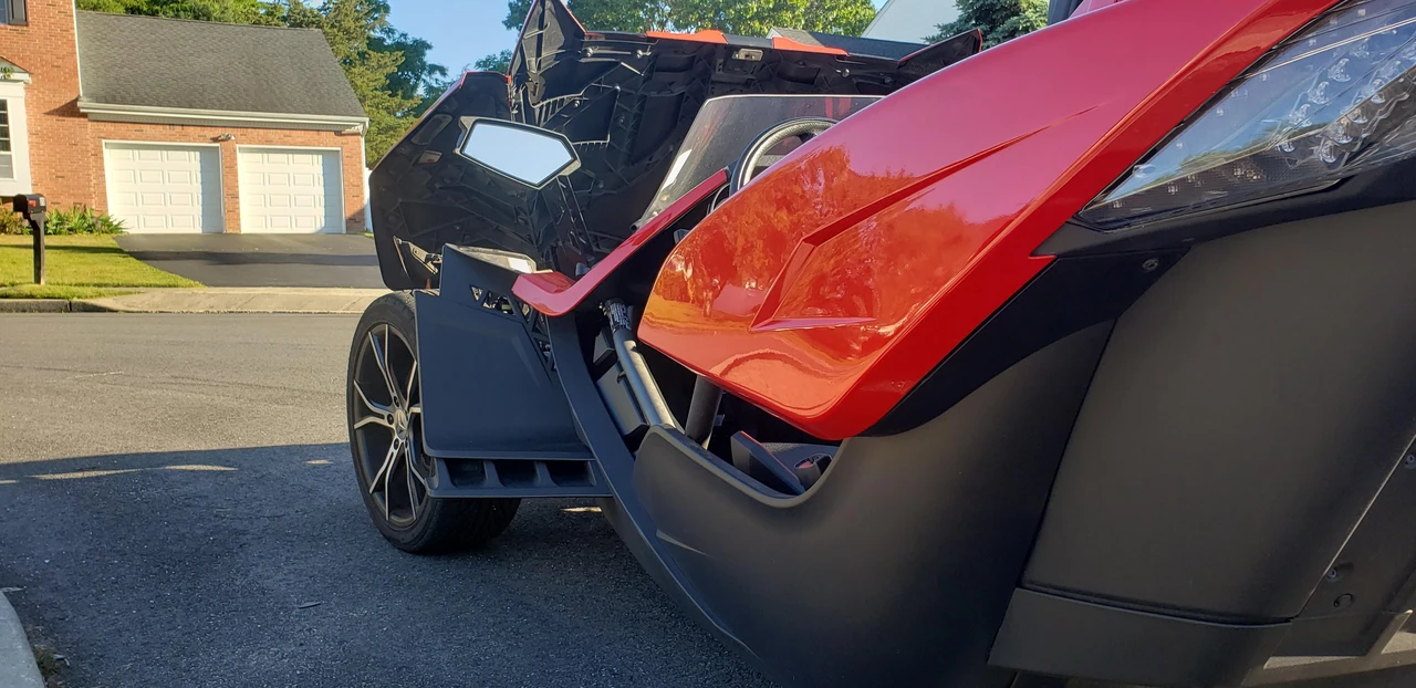2015 Polaris Slingshot - Image 17 of 31