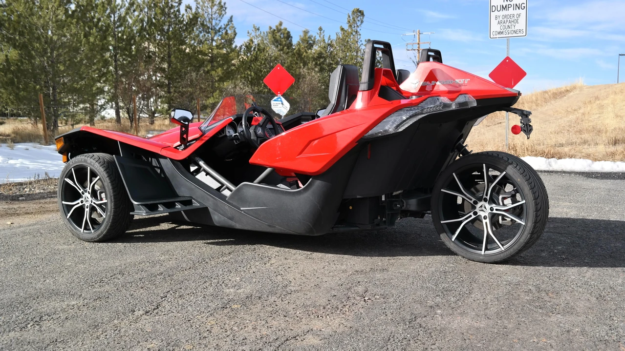 2014 Polaris Slingshot - Image 13 of 31