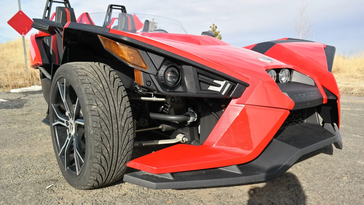 2014 Polaris Slingshot - Image 21 of 31
