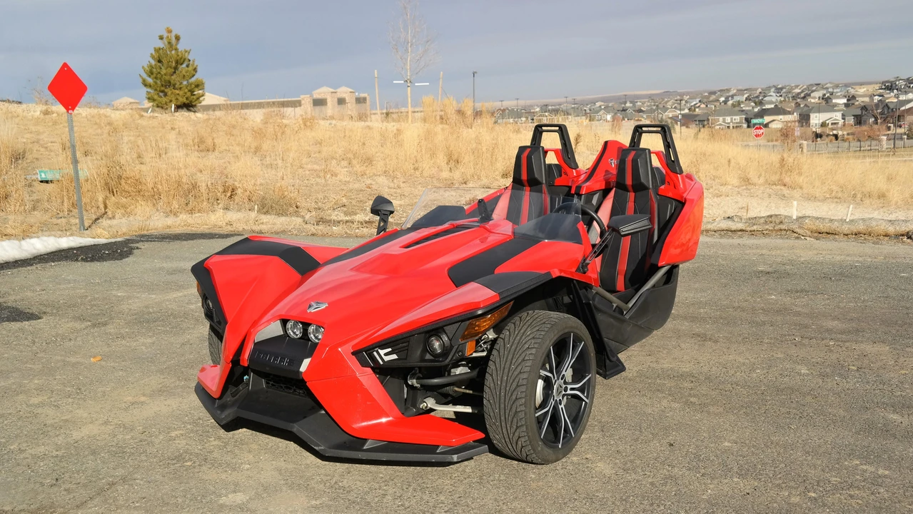 2014 Polaris Slingshot - Image 9 of 31