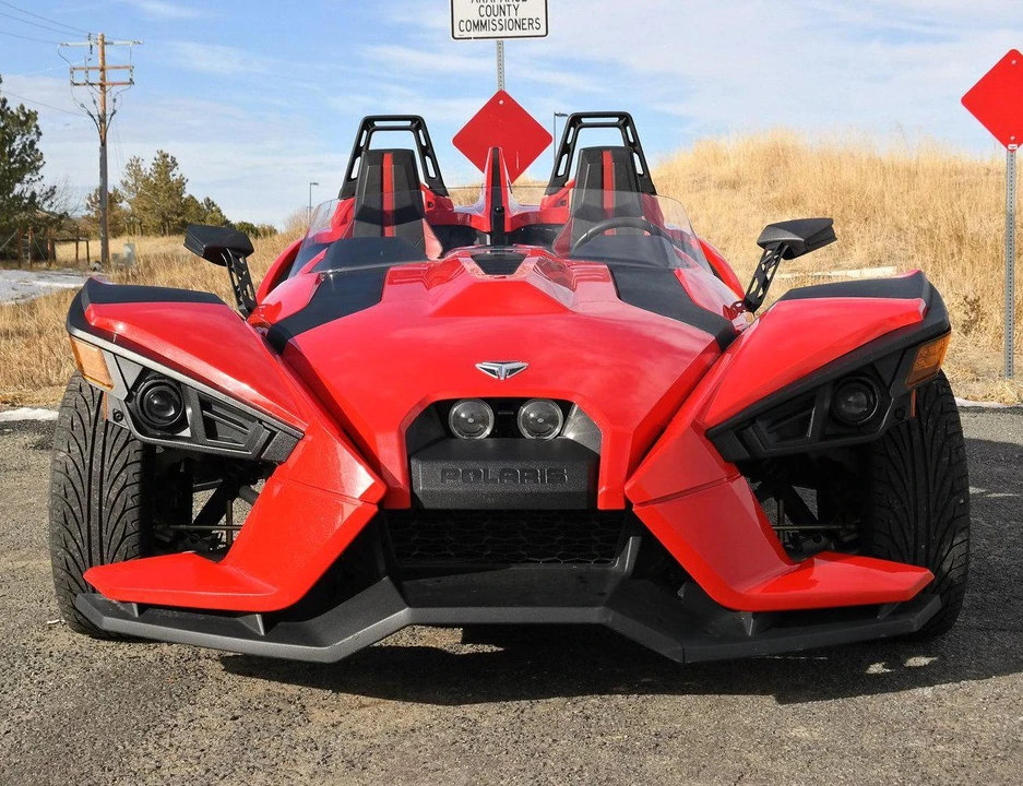 2014 Polaris Slingshot - Image 2 of 31