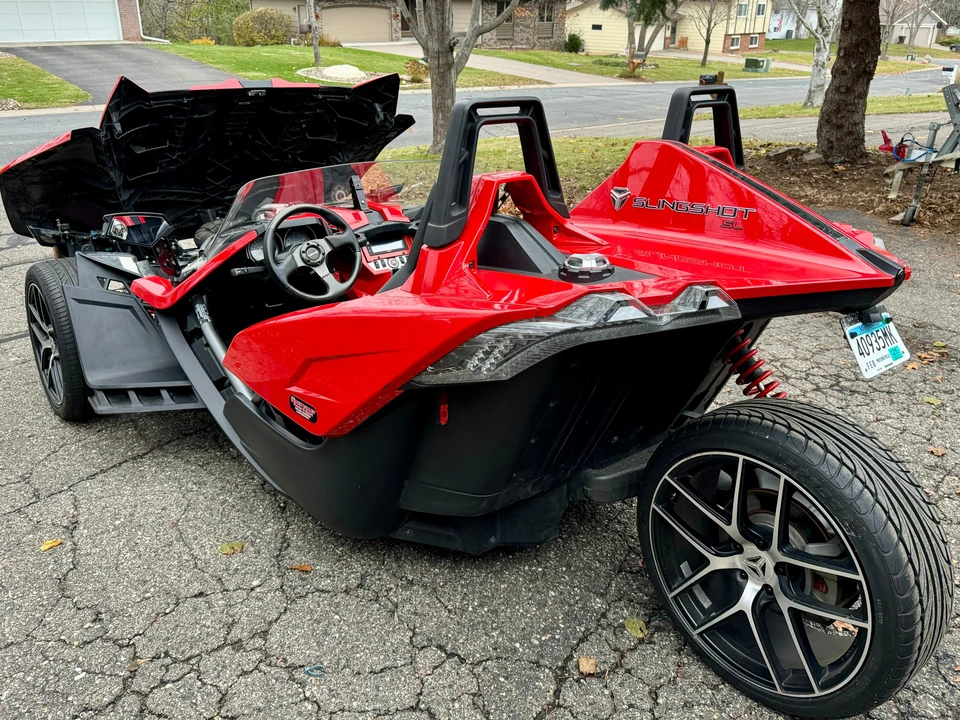 2015 Polaris Slingshot - Image 22 of 31