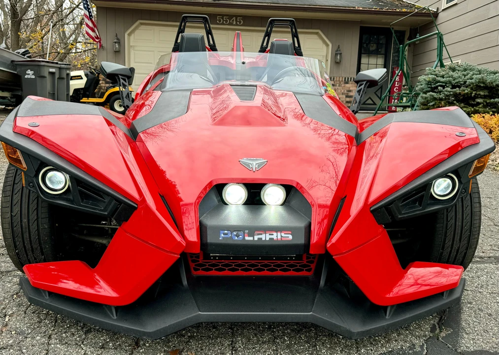 2015 Polaris Slingshot - Image 8 of 31