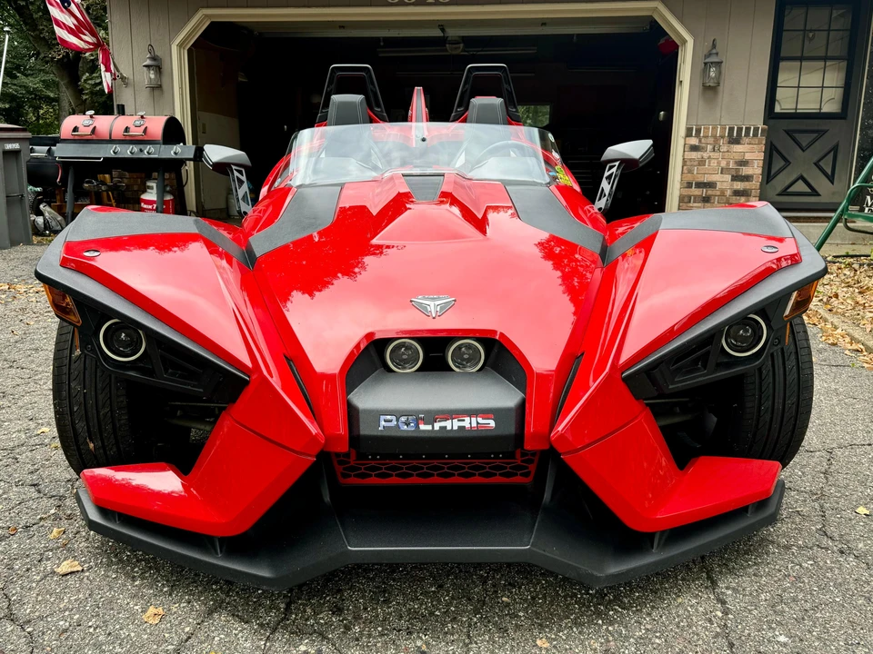 2015 Polaris Slingshot - Image 7 of 31