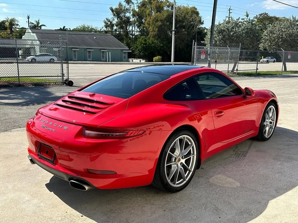 2015 Porsche 911 - Image 6 of 20