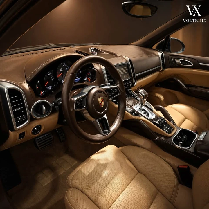 2015 Porsche 958 Cayenne S - Image 7 of 9