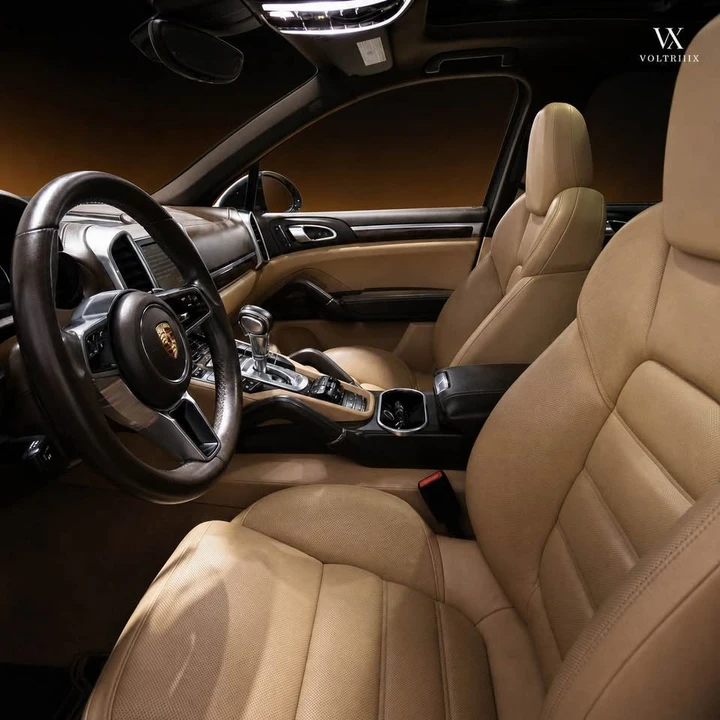 2015 Porsche 958 Cayenne S - Image 8 of 9