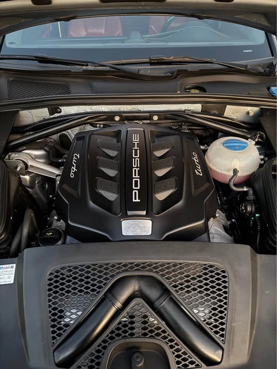 2015 Porsche Macan Turbo - Image 19 of 19