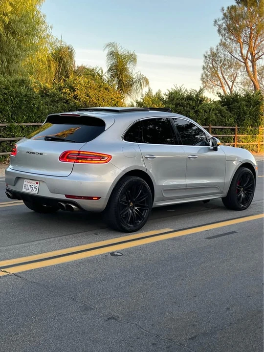 2015 Porsche Macan Turbo - Image 4 of 19