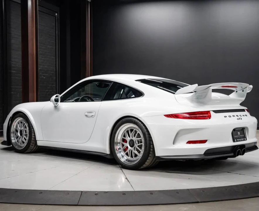 2015 Porsche 991 GT3 - Image 3 of 20