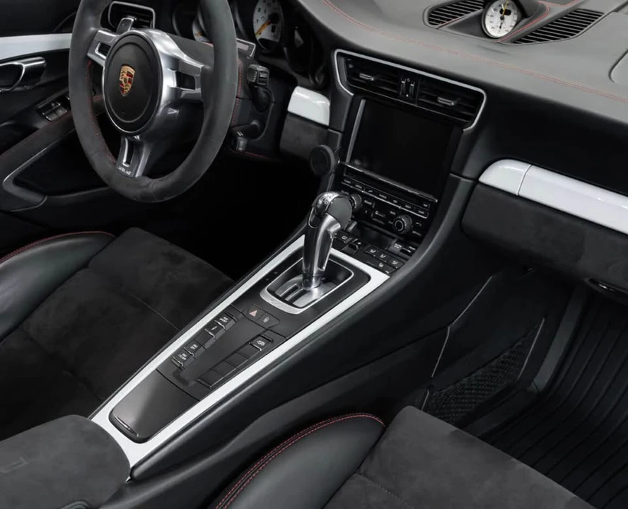2015 Porsche 991 GT3 - Image 19 of 20