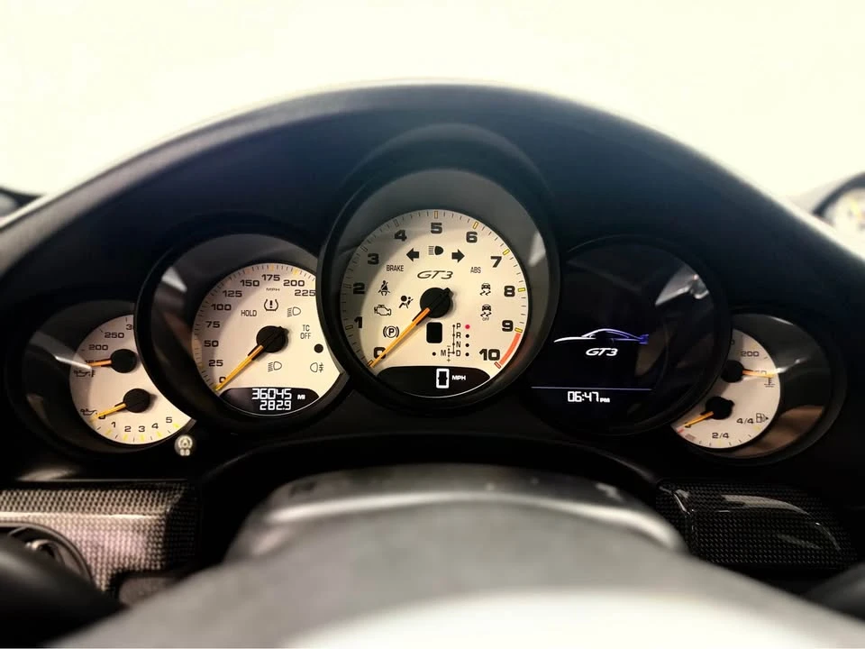 2015 Porsche 991 GT3 - Image 14 of 19
