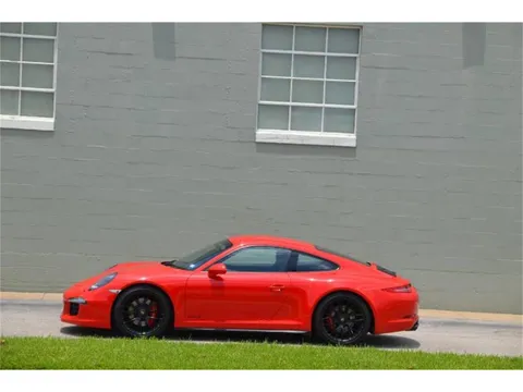 2015 Porsche 911 Carrera GTS