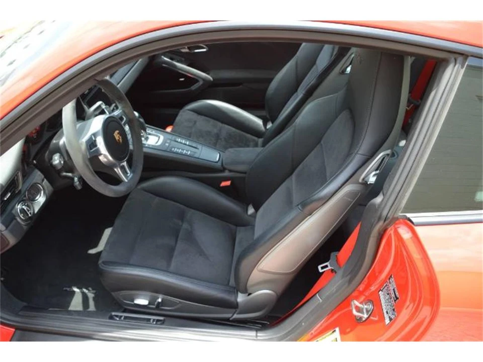 2015 Porsche 991 Carrera GTS - Image 17 of 25