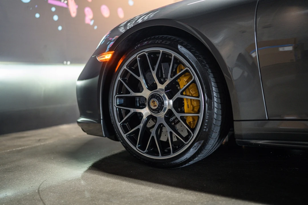 2015 Porsche 991 Carrera GTS - Image 16 of 20
