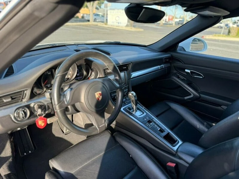 2015 Porsche 991 Carrera - Image 9 of 21