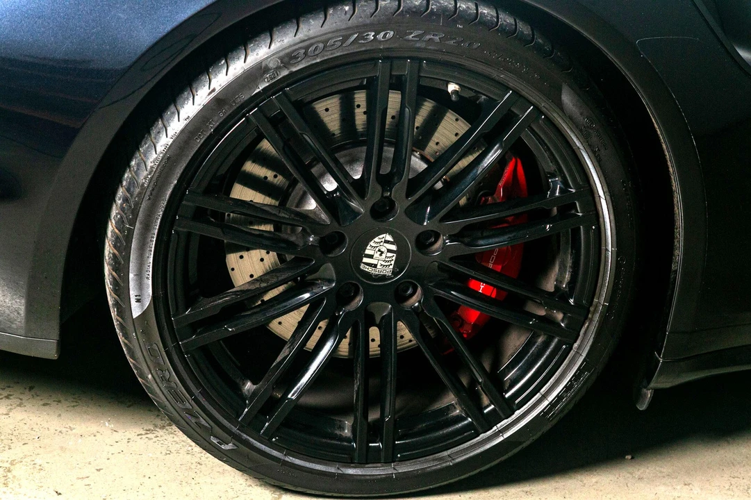 2015 Porsche 991 Turbo - Image 17 of 31