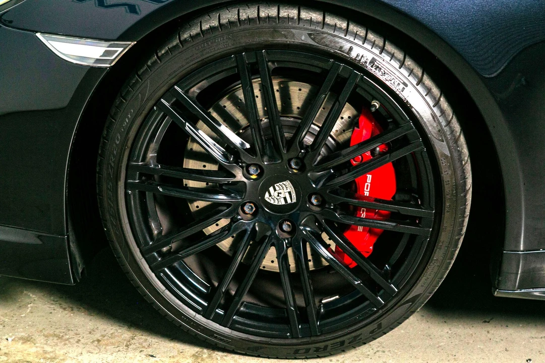 2015 Porsche 991 Turbo - Image 16 of 31