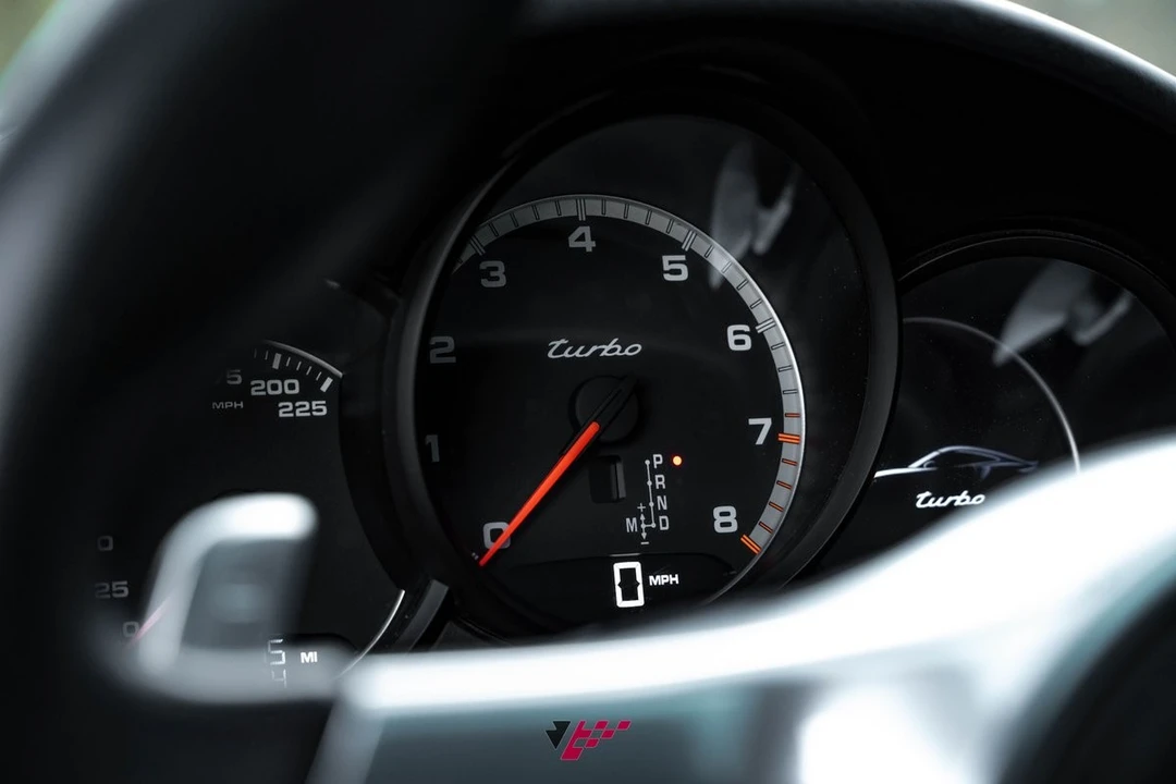 2015 Porsche 991 Turbo - Image 16 of 31