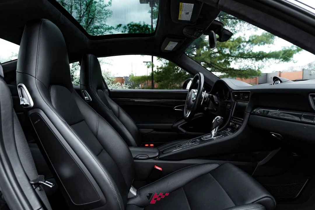 2015 Porsche 991 Turbo - Image 5 of 31