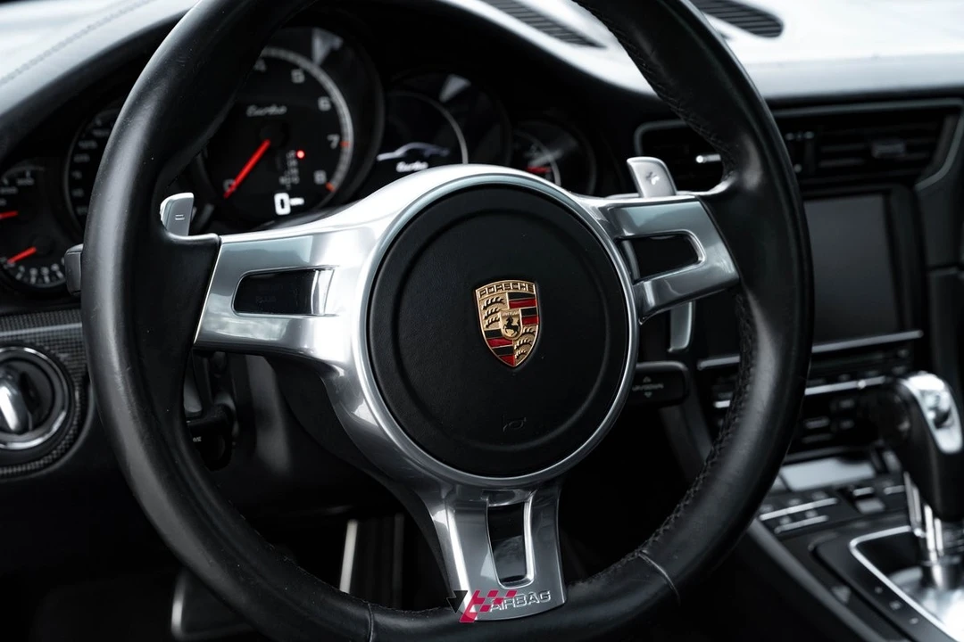 2015 Porsche 991 Turbo - Image 18 of 31