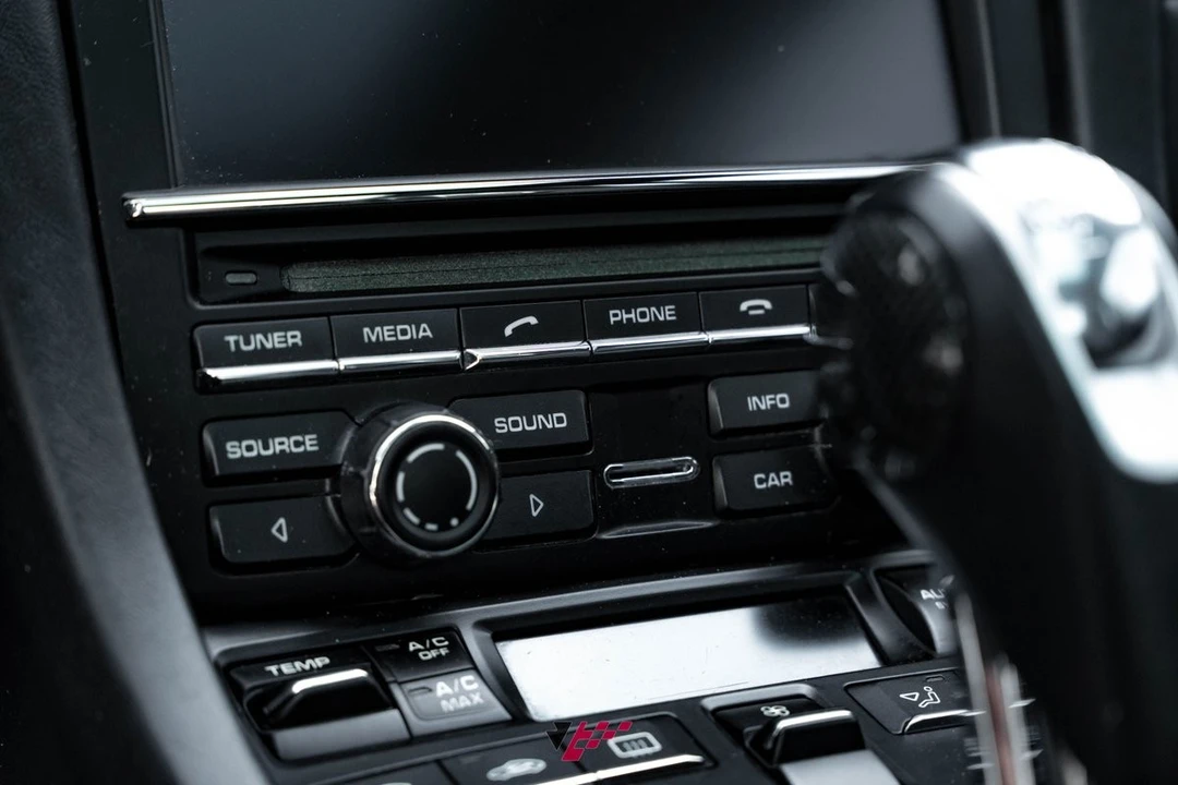 2015 Porsche 991 Turbo - Image 13 of 31