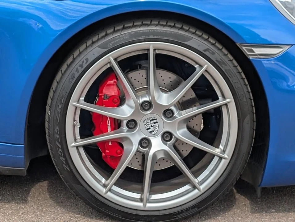 2015 Porsche 991 Carrera 4S - Image 9 of 14