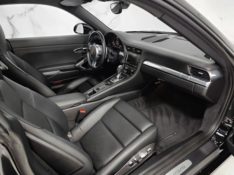 2015 Porsche 991 Carrera - Image 16 of 31