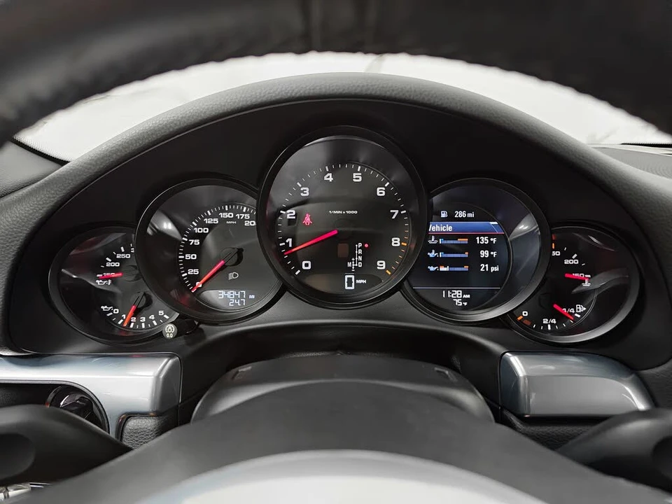 2015 Porsche 991 Carrera - Image 22 of 31