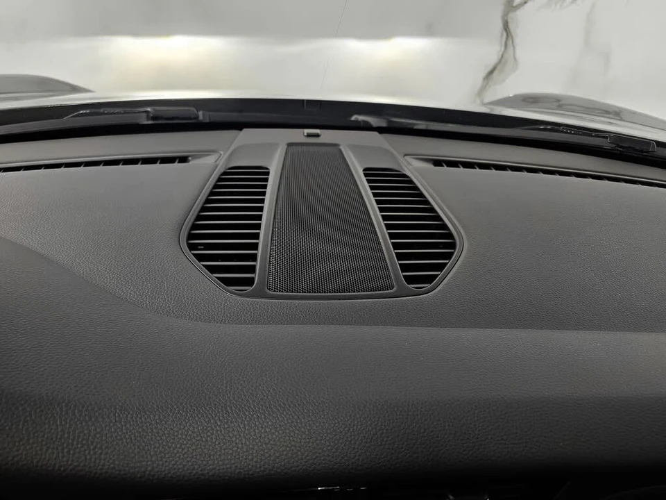 2015 Porsche 991 Carrera - Image 27 of 31